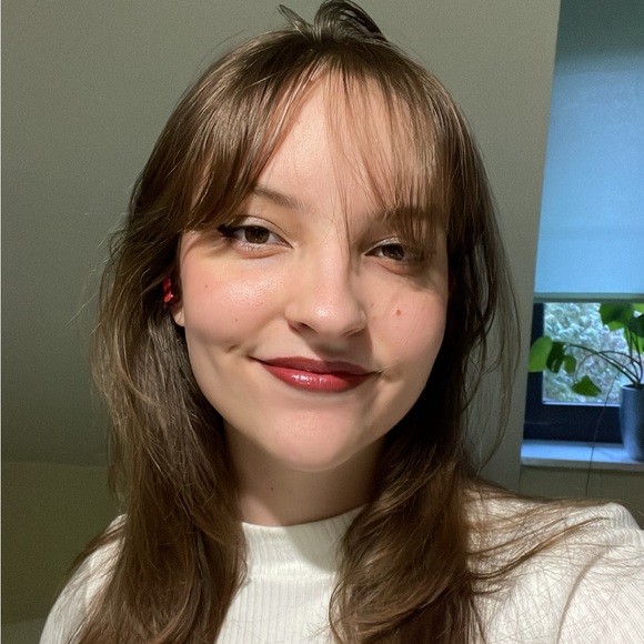 Meet your Posher, Sabina - Picture 2 of 8